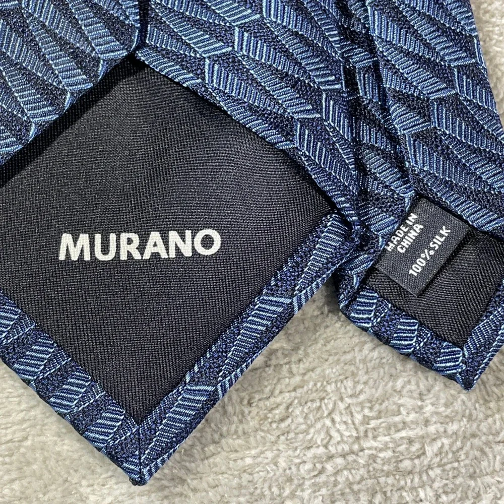 Murano Necktie Tie Navy Blue Geometric Silk 100% Silk 3" Geometric Office - Picture 3 of 6